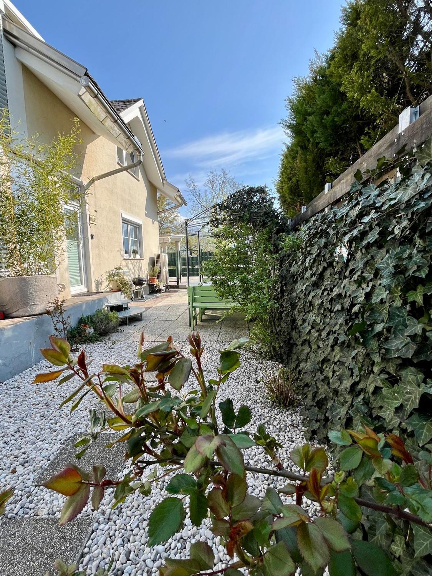 Garden Paradise Bled Apartments - Garden, Pond And Castle View 客房 照片